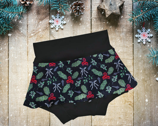 Skirted Bummies - Christmas collection - Skull Holly - Up to 6